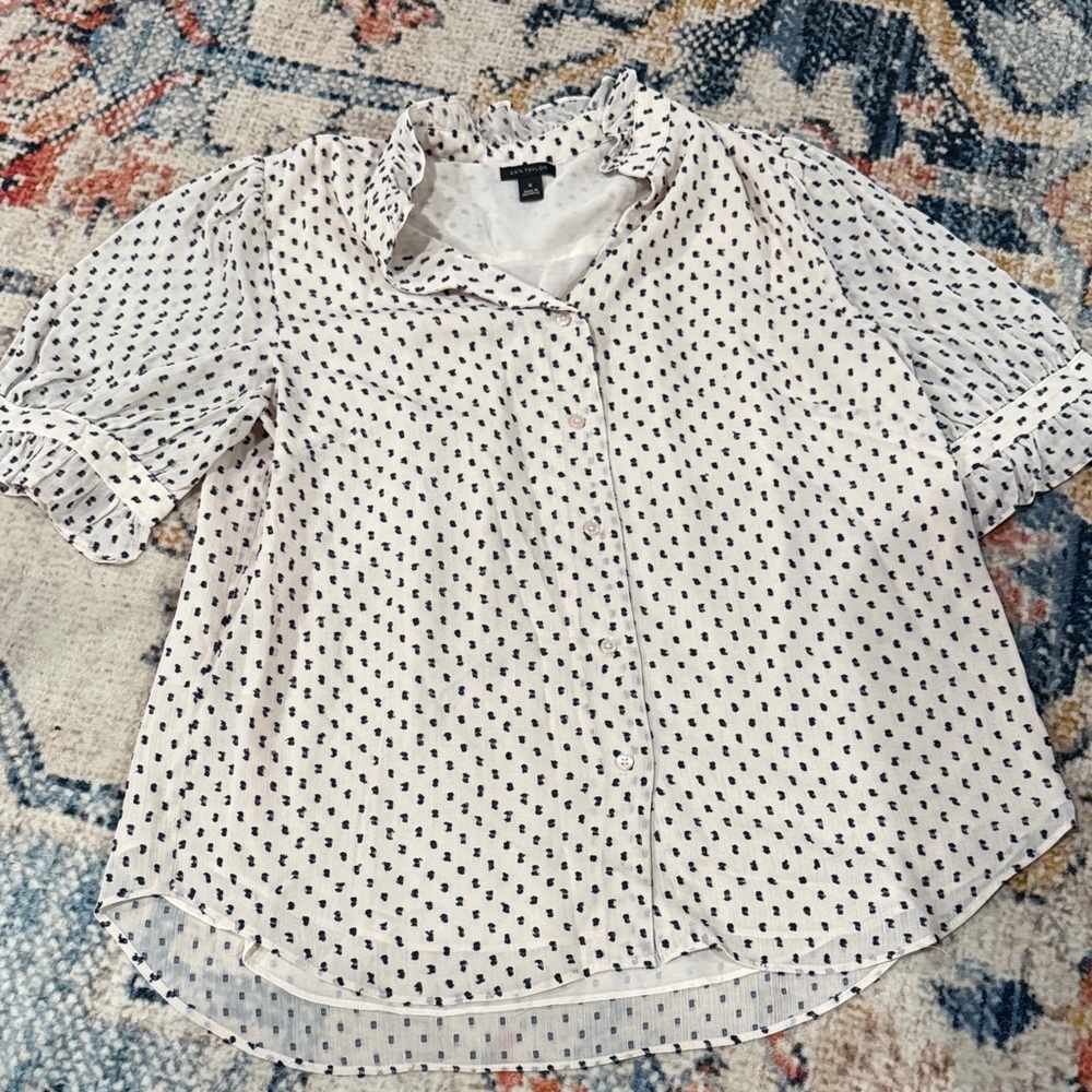 Ann Taylor Polka Dot Women's medium top